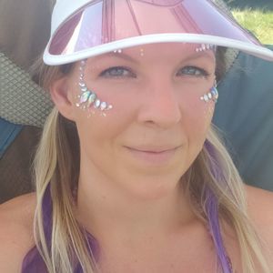 Meet your Posher, Renee